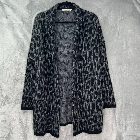 Chiaramente Womens Black Gray Wool Blend Cheetah Print‎ Cardigan Sweater Sz M - Picture 1 of 14
